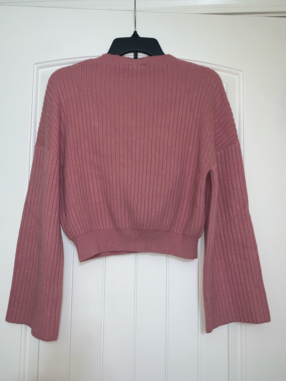 Buckle Fade by BKE Ribbed Cropped Wide Sleeve Crewneck Sweater Dusty Rose Small - Picture 6 of 8